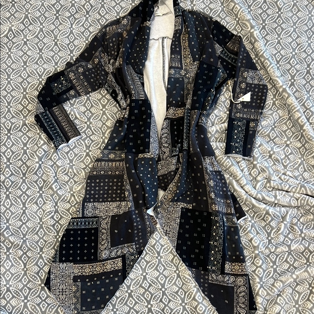 NWT Dylan Bandana Print Cardigan